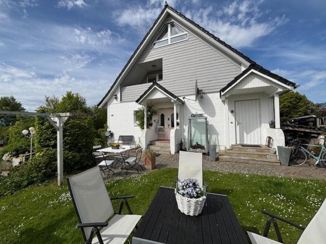 Sorgenfrei -Ruhe Und Erholung In Schoener Studiowohnung Gluecksburg Exterior photo